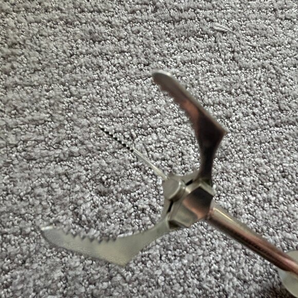 Christofle Silver Plate Mechanical Ice / Sugar Cube Tongs C.1950's - Picture 3 of 5